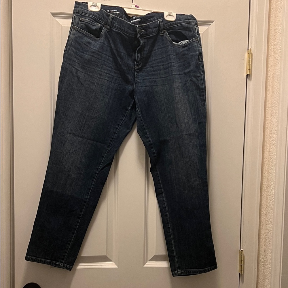 Liz Claiborne Women’s Dark Blue Relaxed Jeans